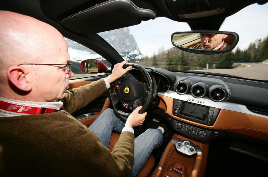  Ferrari FF 2011 года  (фото 154 из 195)